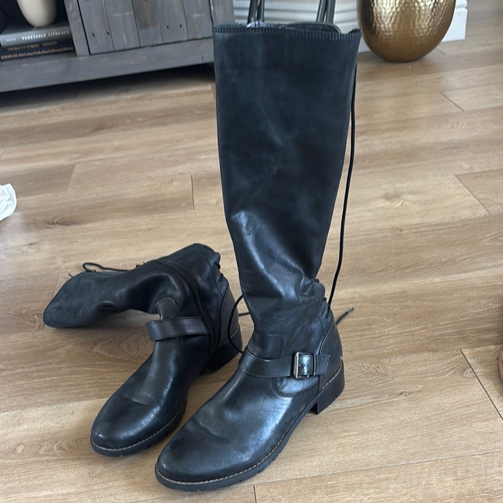 Black Leather Knee-High Boots